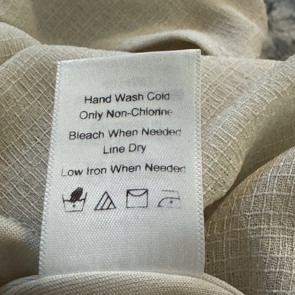 Coldwater Creek 18 1X Shirt Top Beige Solid Sleeveless Scoop Neck Sequins Womens - Picture 7 of 7